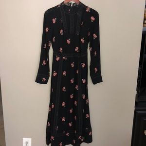 Black Wild Flower embroidered midi dress 💐